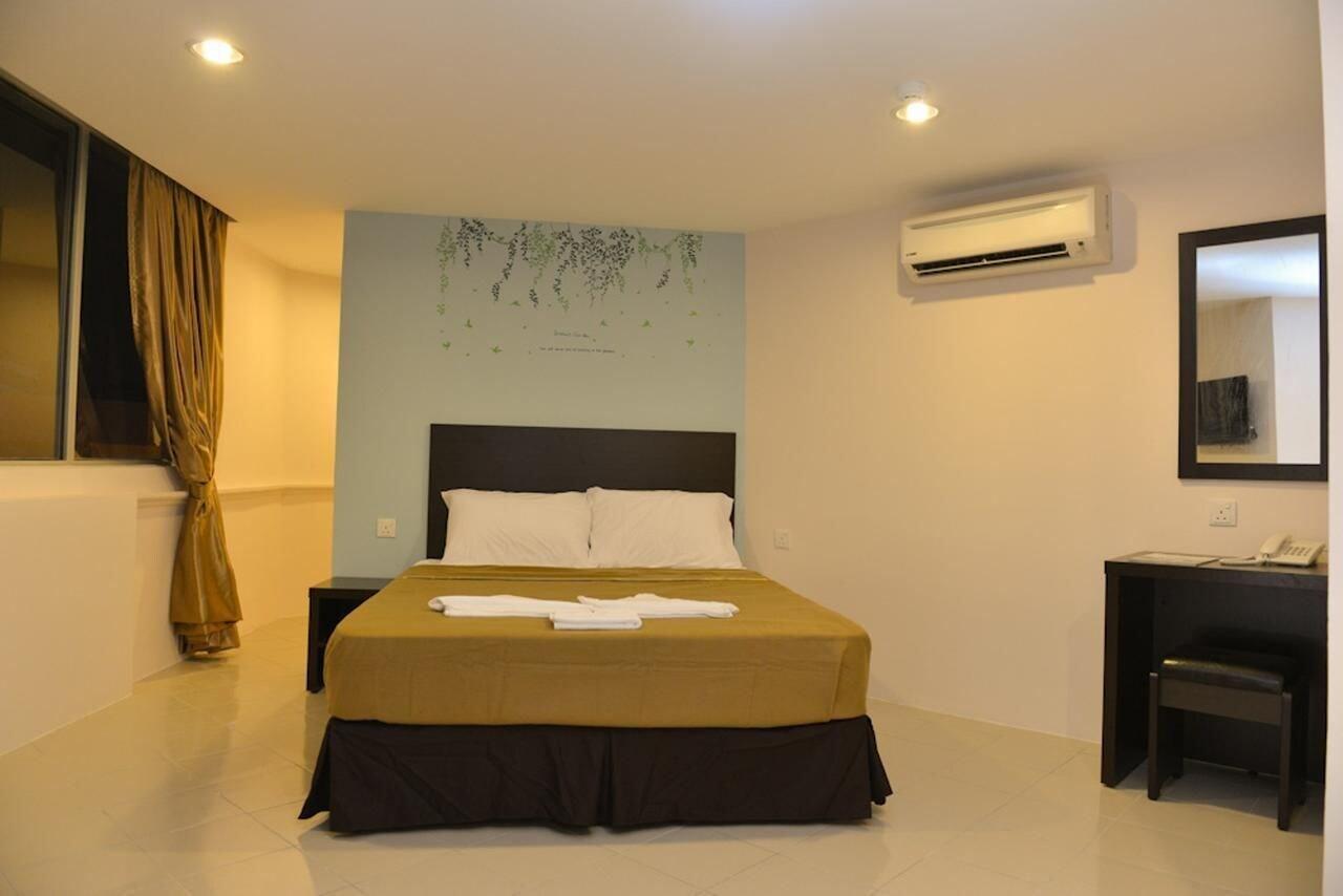 Your Hotel Кланг Экстерьер фото