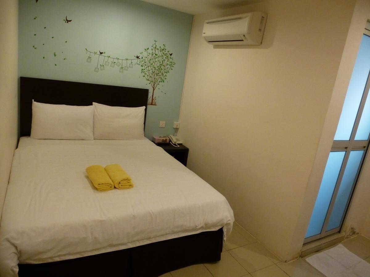 Your Hotel Кланг Экстерьер фото