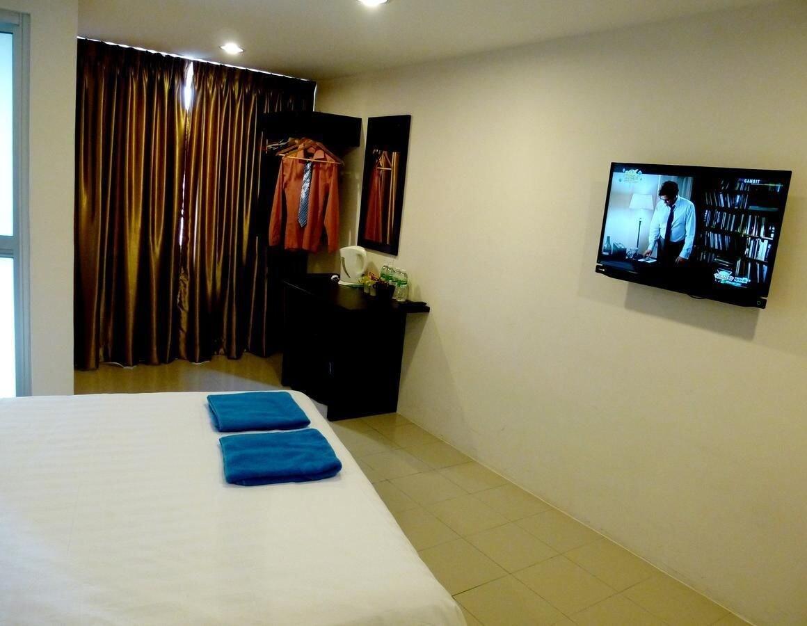 Your Hotel Кланг Экстерьер фото
