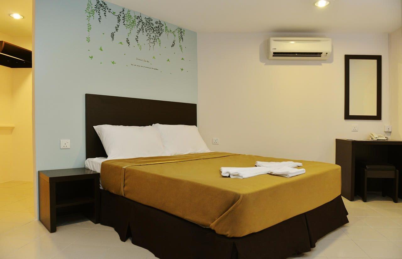 Your Hotel Кланг Экстерьер фото