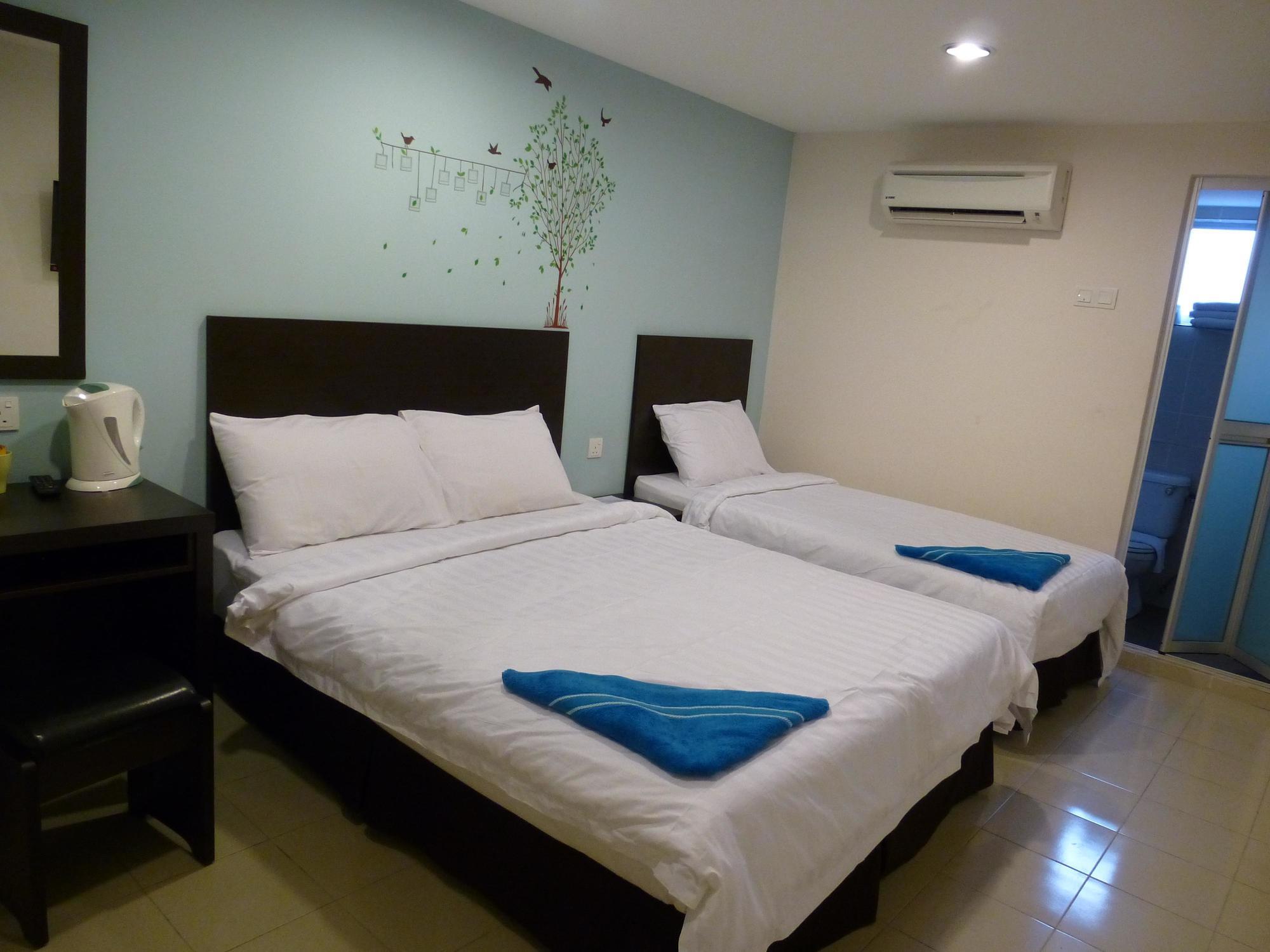 Your Hotel Кланг Экстерьер фото