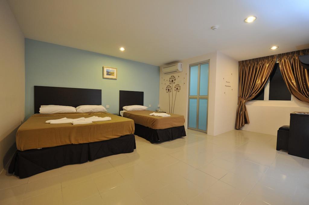Your Hotel Кланг Экстерьер фото
