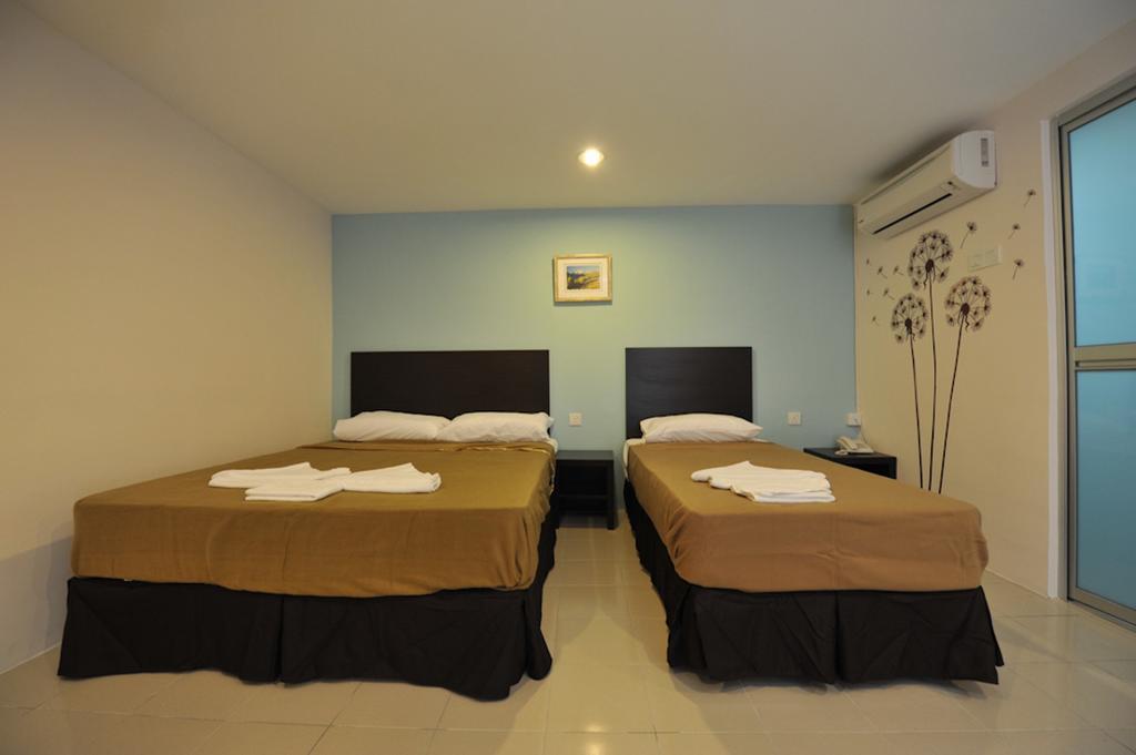 Your Hotel Кланг Экстерьер фото